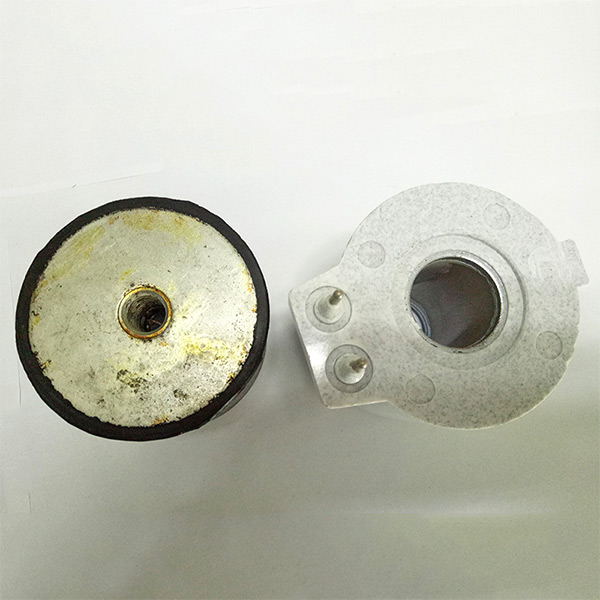 立式BMC注塑機(jī) 立式BMC注塑機(jī)