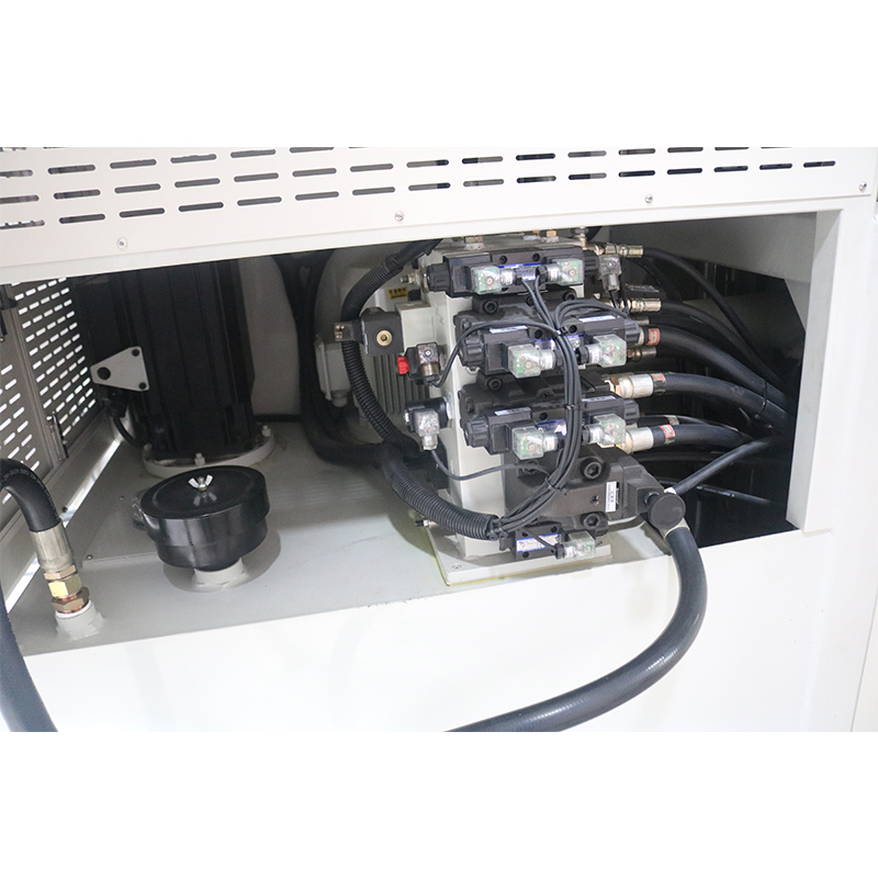 V120SD立式雙滑板注塑機(jī) V120SD立式雙滑板注塑機(jī)